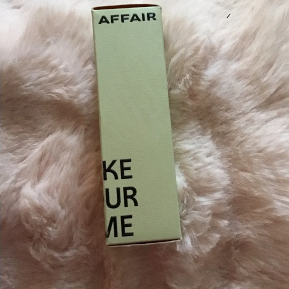 NIB MRSP $42 Crown Affair Hair Oil Treatment Serum Anti-Frizz Help w/Split Ends